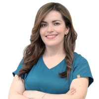 DRA. ADRIANA SANTOS MANZUR